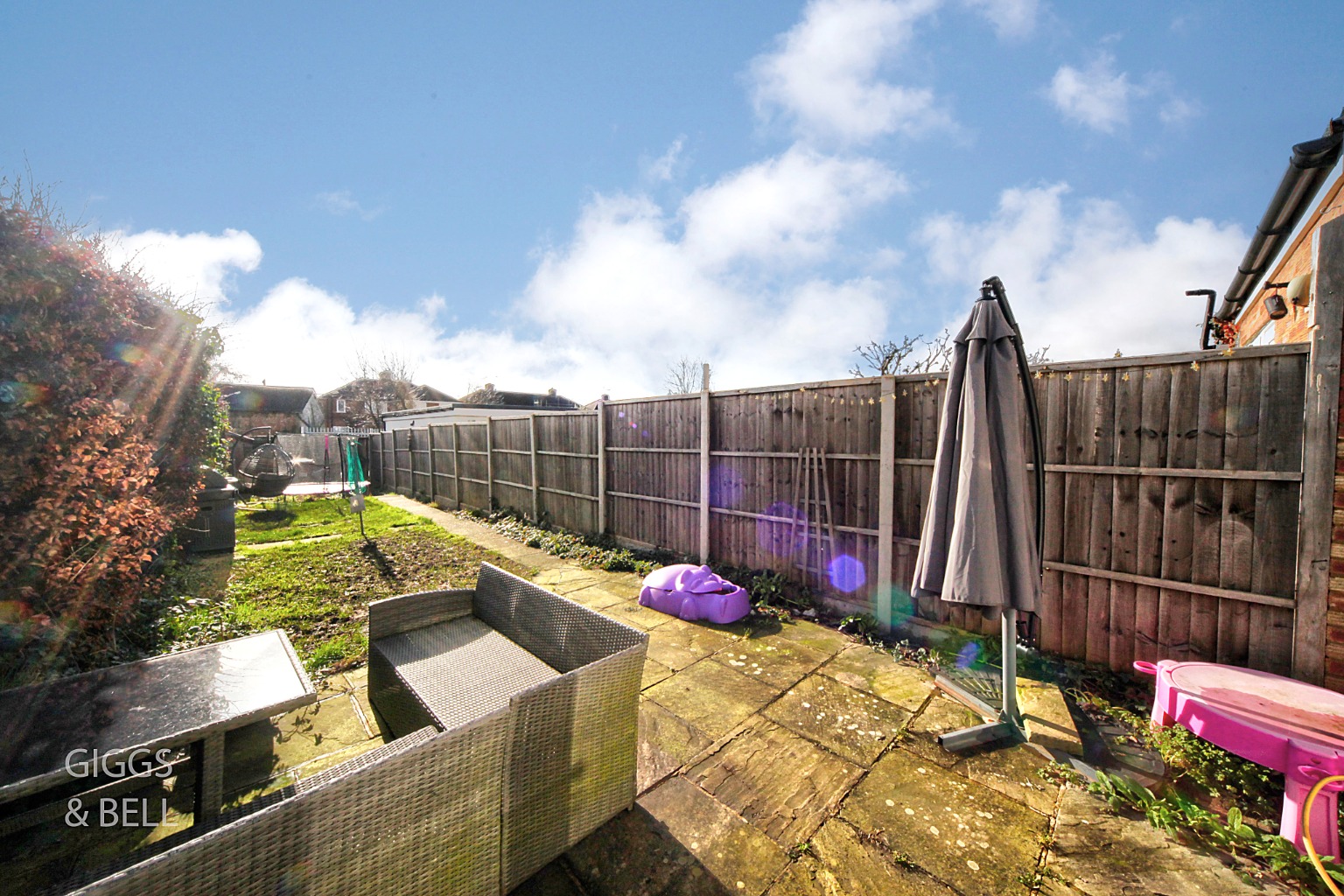 2 bed terraced house for sale in Putteridge Road, Luton 15