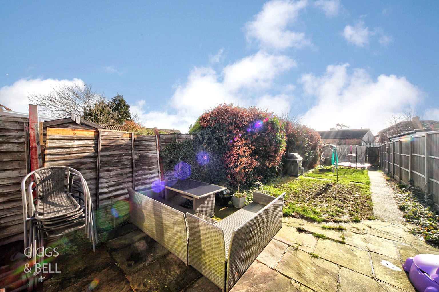 2 bed terraced house for sale in Putteridge Road, Luton 16