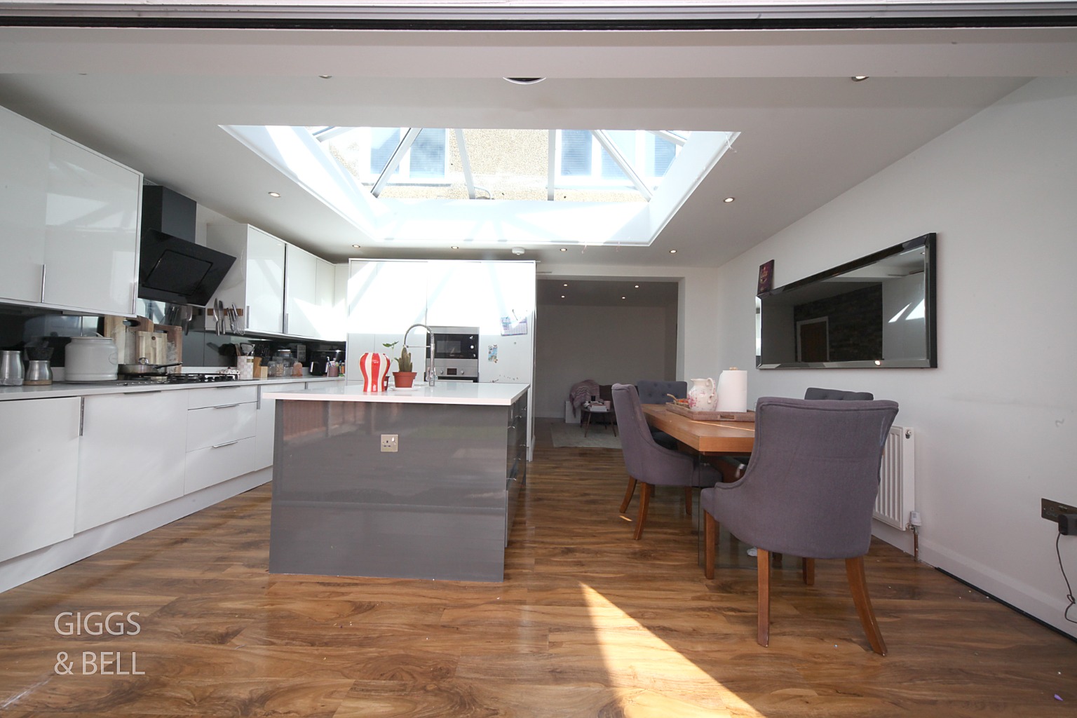 3 bed semi-detached house for sale in Durham Road, Luton 8