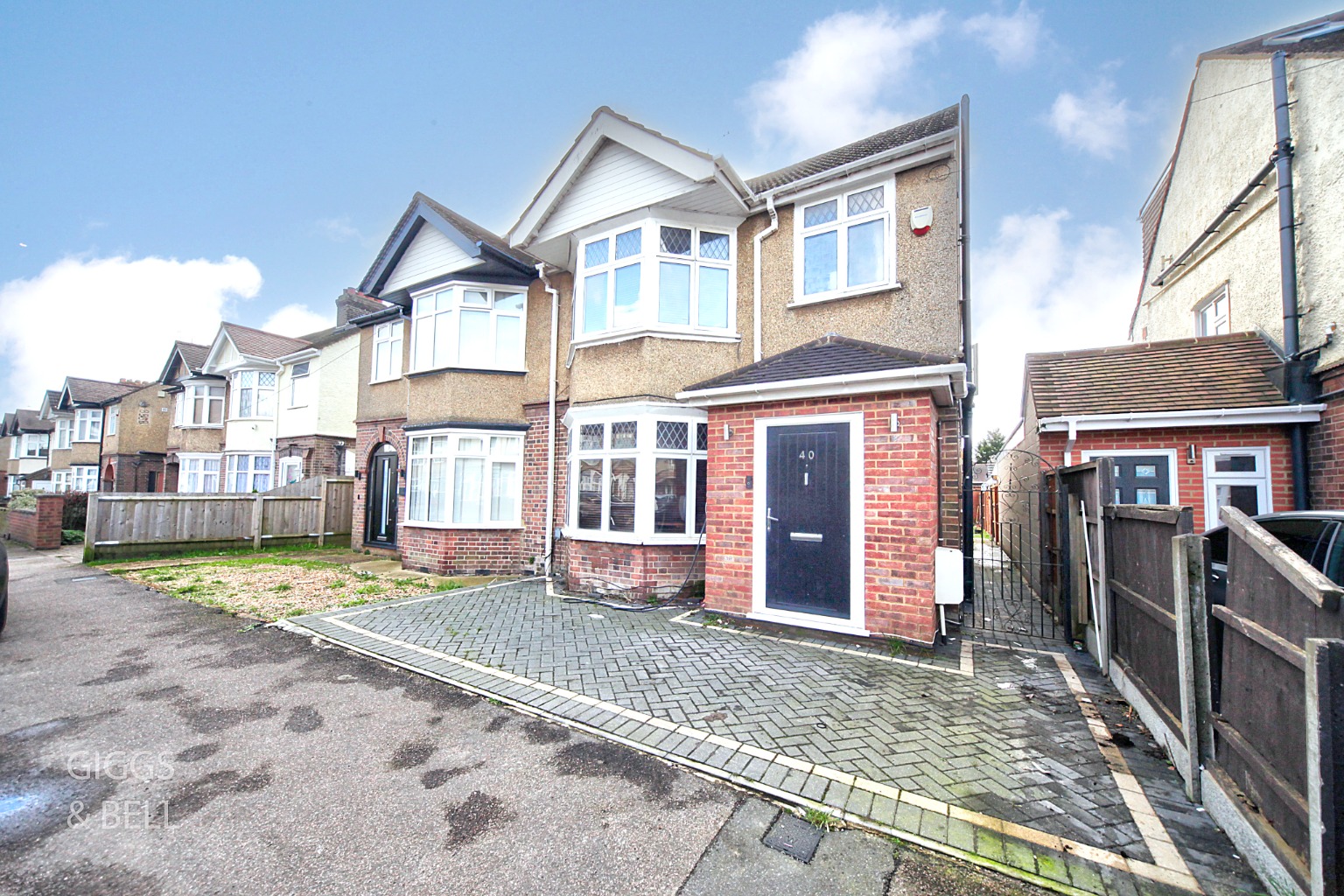 3 bed semi-detached house for sale in Durham Road, Luton, LU2 