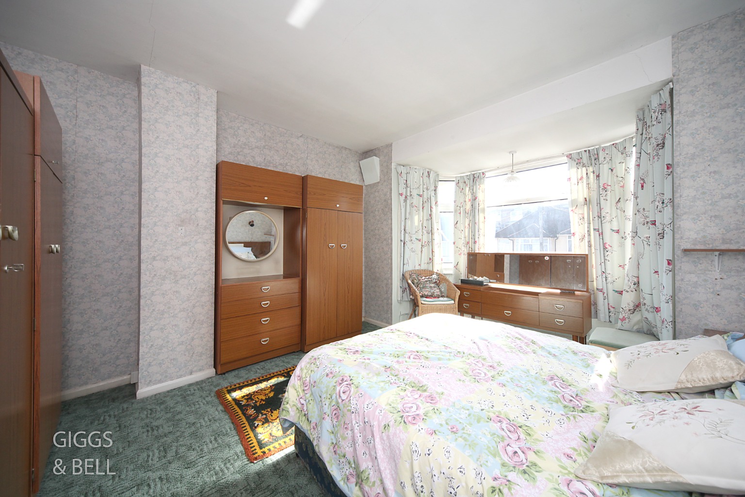 3 bed semi-detached house for sale in Meyrick Avenue, Luton  - Property Image 9