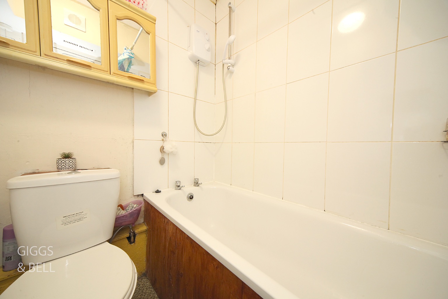 2 bed ground floor flat for sale in Downs Road, Bedfordshire 12