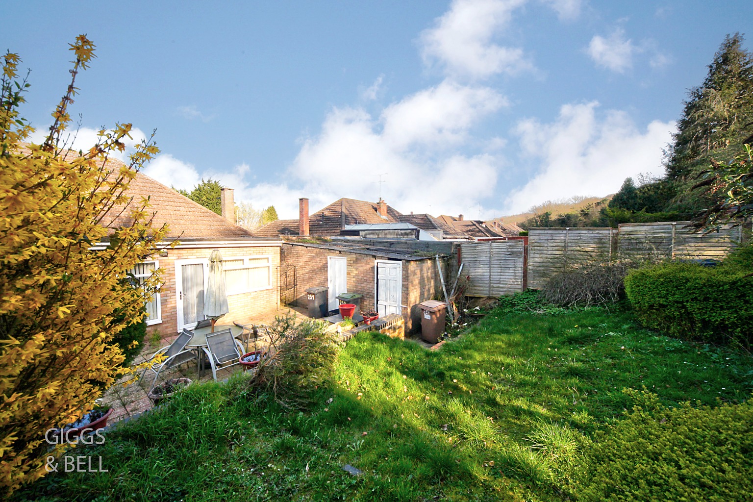 3 bed semi-detached bungalow for sale in Runley Road, Luton 15