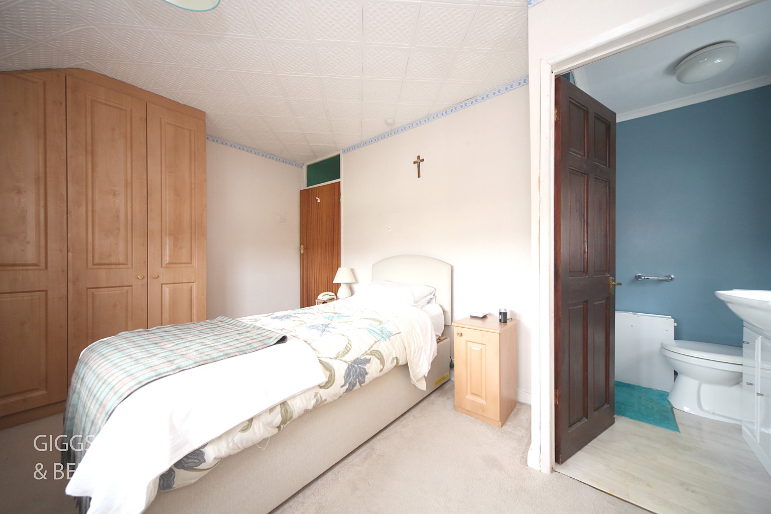 3 bed semi-detached house for sale in Chesford Road, Luton 10