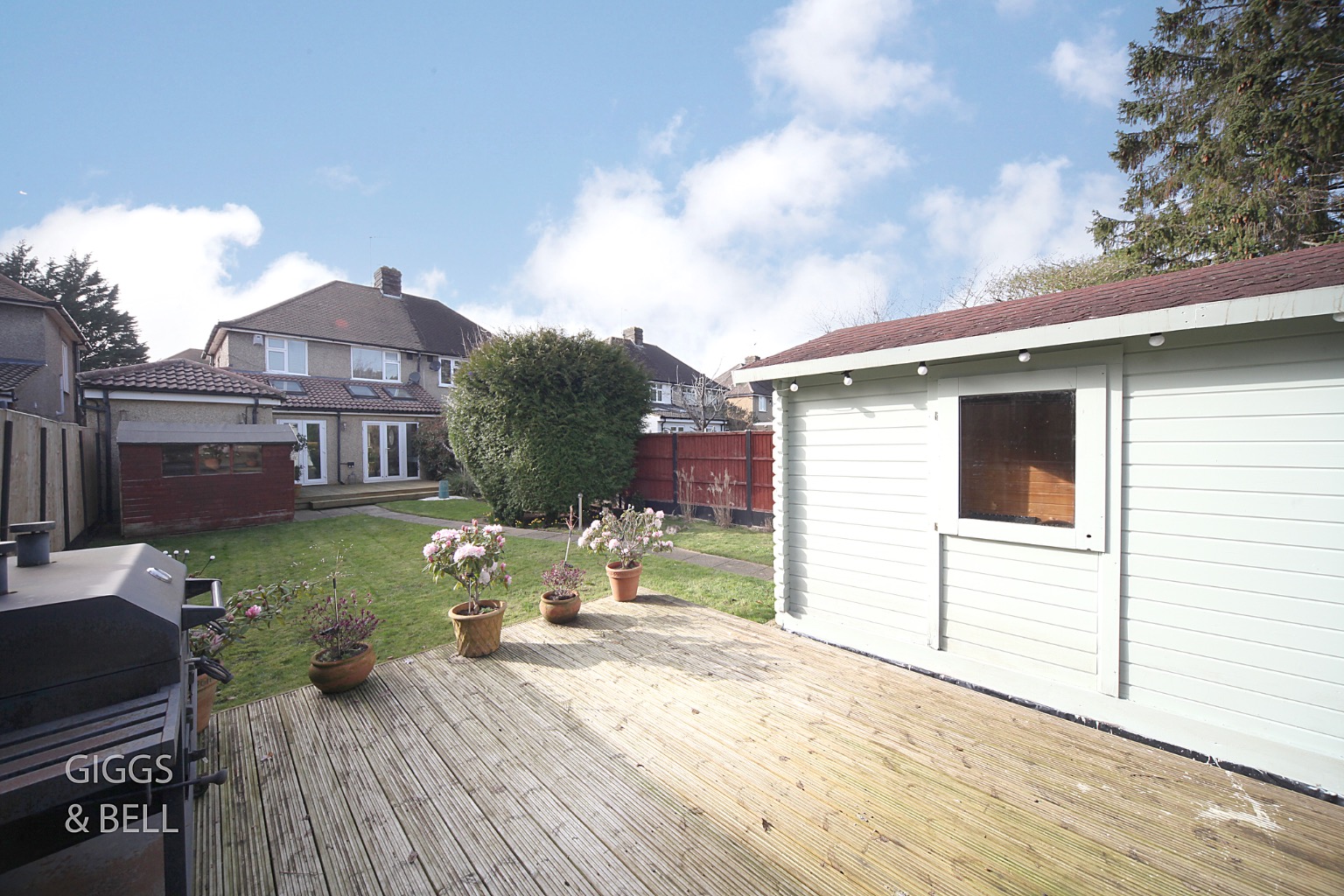 3 bed semi-detached house for sale in Rosslyn Crescent, Luton  - Property Image 23