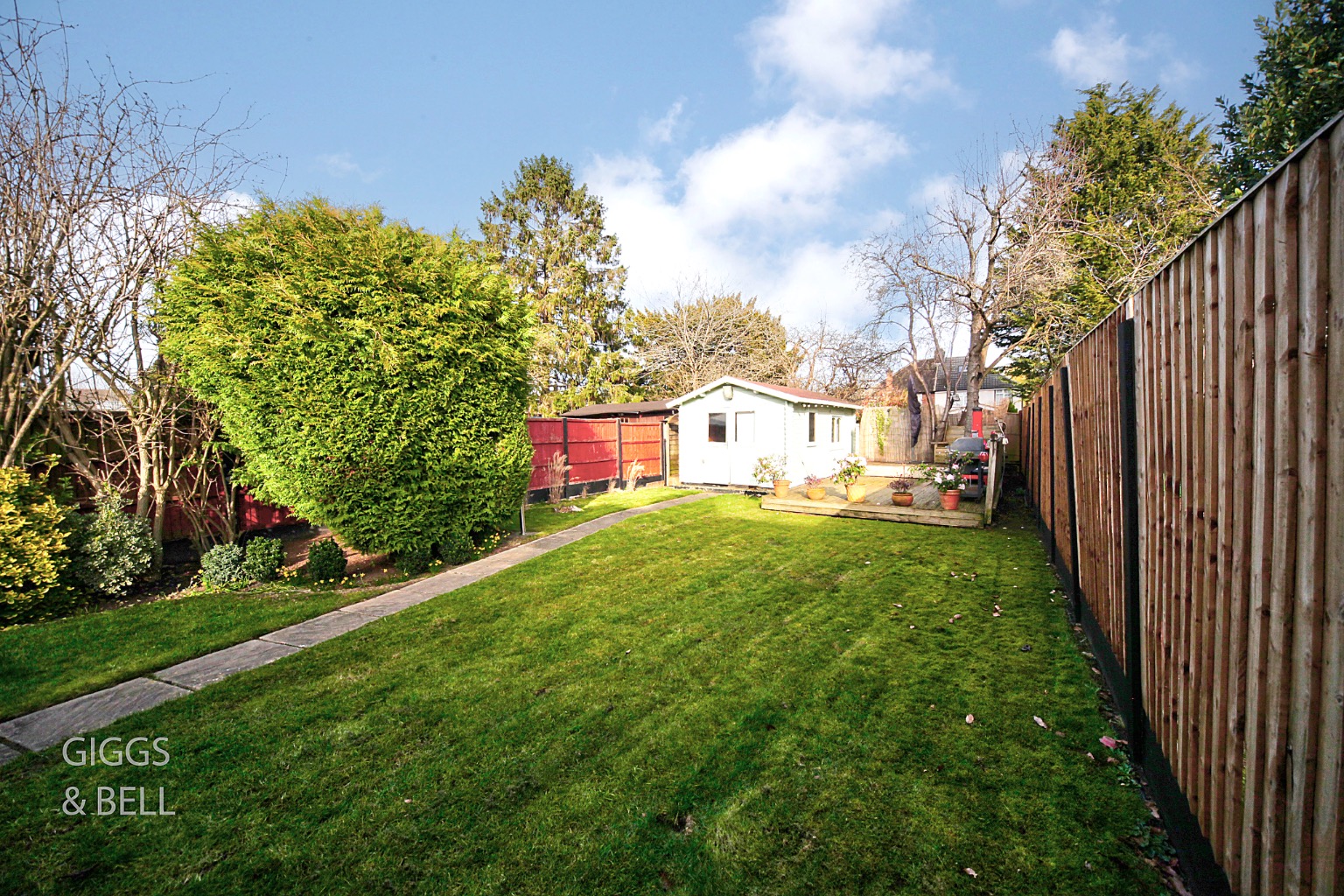 3 bed semi-detached house for sale in Rosslyn Crescent, Luton  - Property Image 24