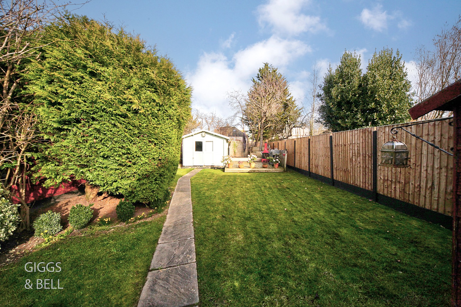 3 bed semi-detached house for sale in Rosslyn Crescent, Luton  - Property Image 26