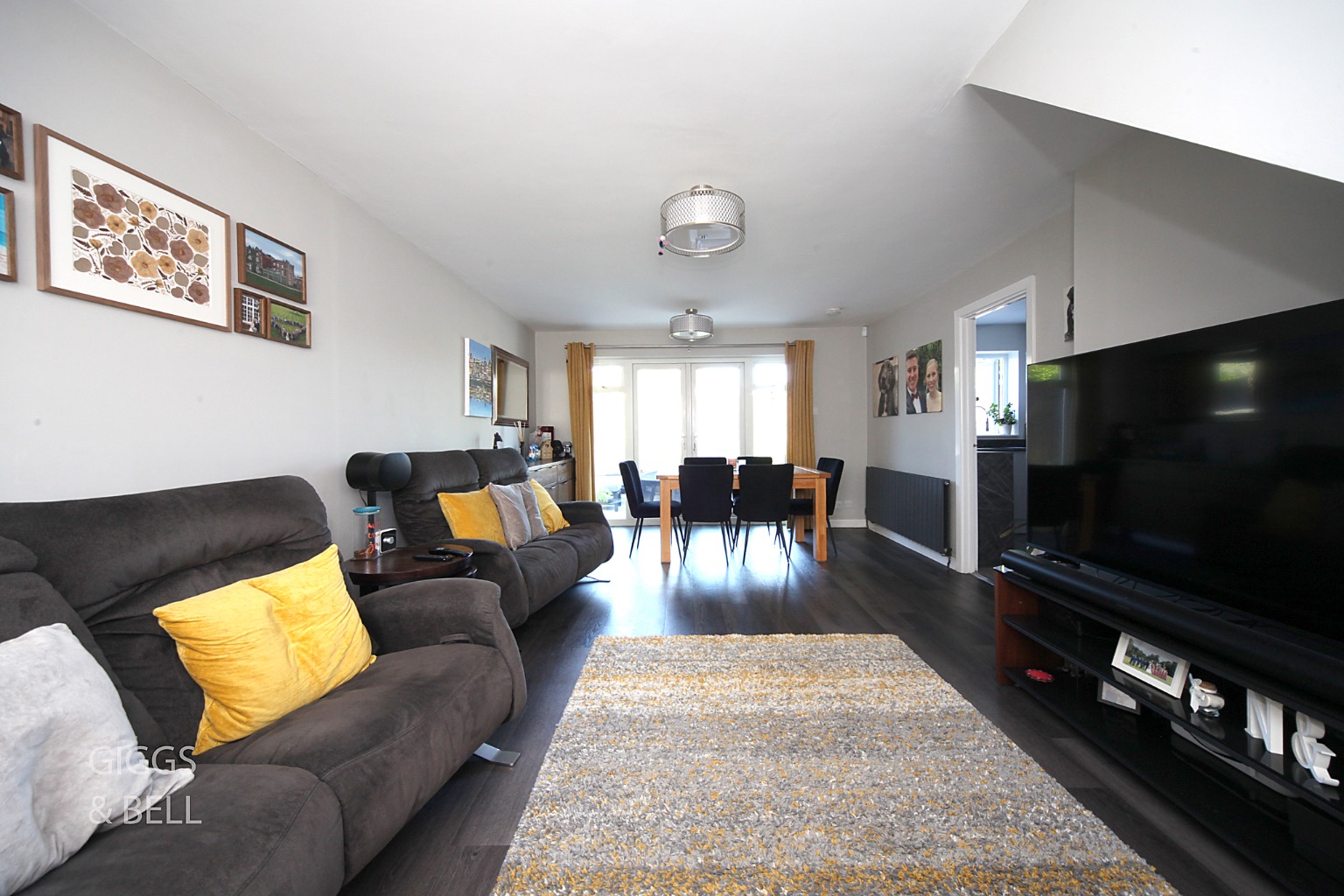 3 bed detached house for sale in Hazelwood Close, Luton 8