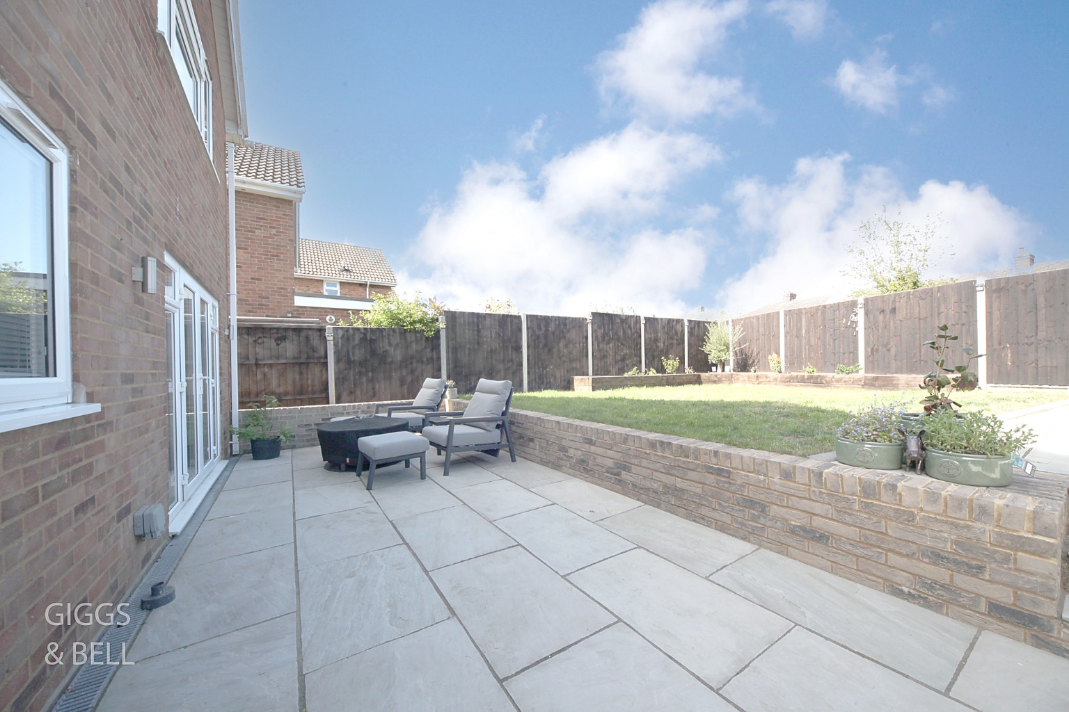 3 bed detached house for sale in Hazelwood Close, Luton 27