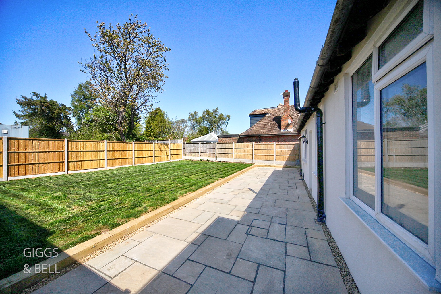 3 bed semi-detached bungalow for sale in Ashcroft Road, Luton 5