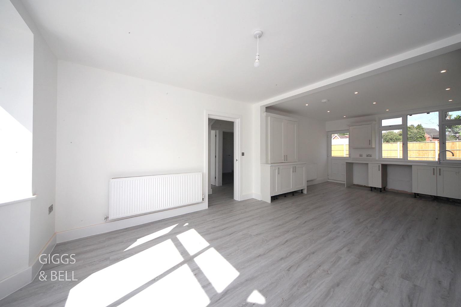 3 bed semi-detached bungalow for sale in Ashcroft Road, Luton  - Property Image 10
