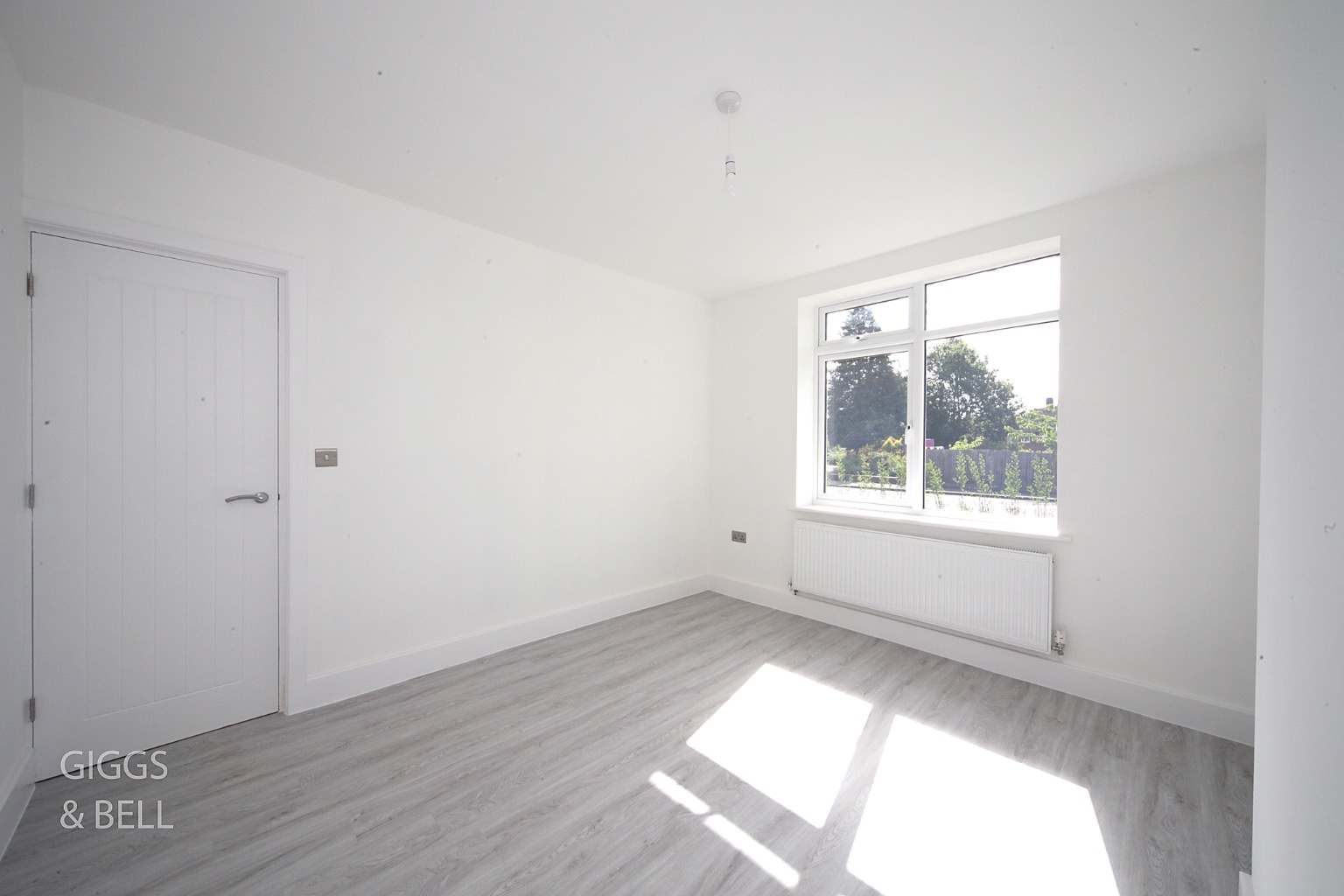 3 bed semi-detached bungalow for sale in Ashcroft Road, Luton 13