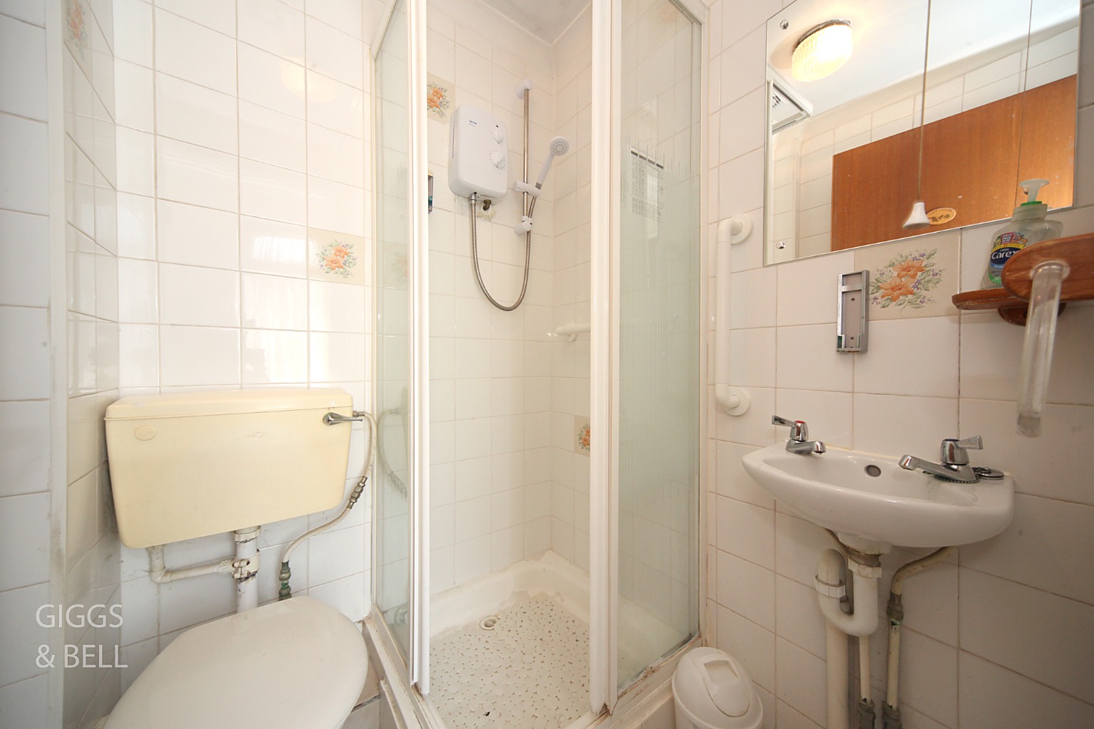 5 bed semi-detached house for sale in Friars Way, Luton 13