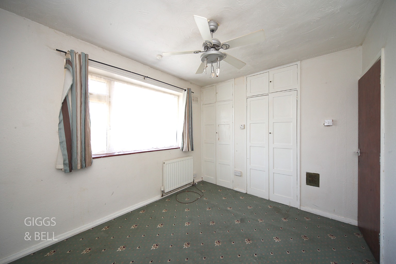 5 bed semi-detached house for sale in Friars Way, Luton 17
