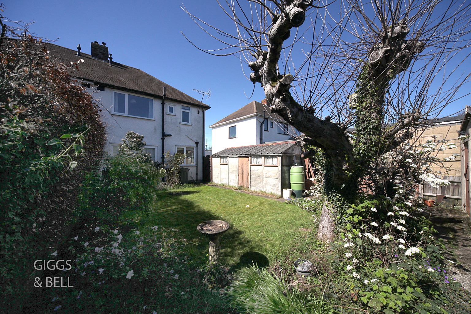 3 bed semi-detached house for sale in Hollybush Road, Luton  - Property Image 15