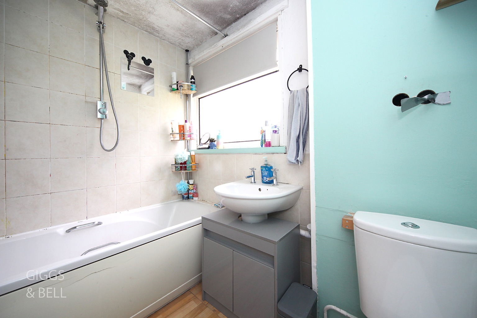 3 bed end of terrace house for sale in Wauluds Bank Drive, Luton  - Property Image 13