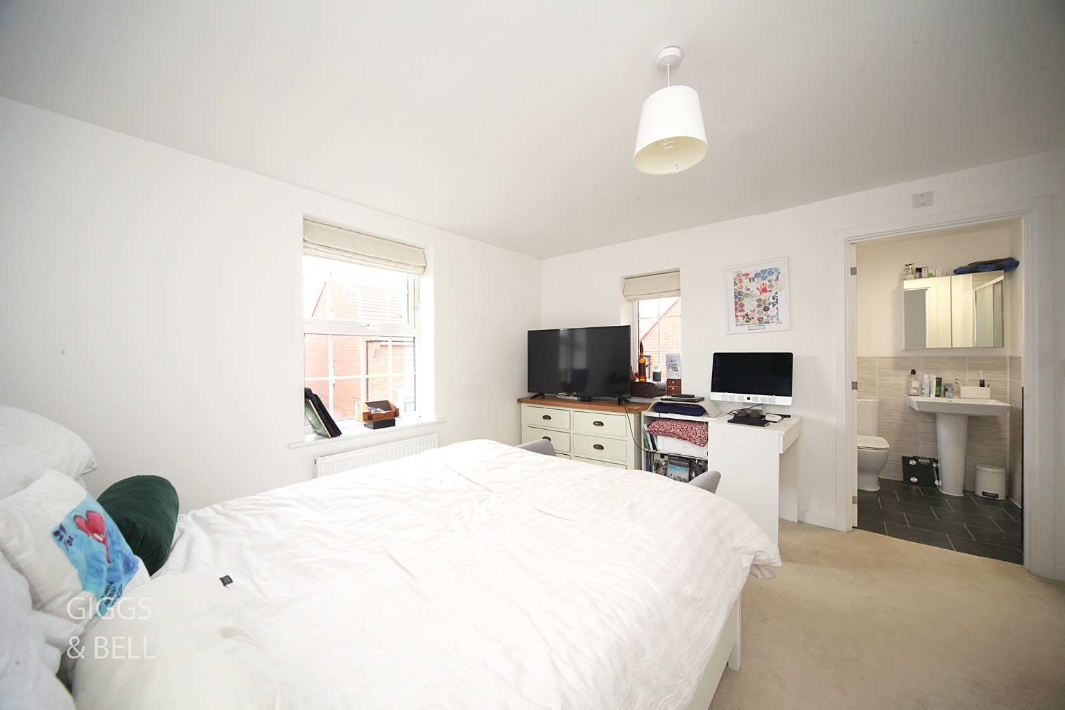 4 bed detached house for sale in Cassidy Close, Luton 11