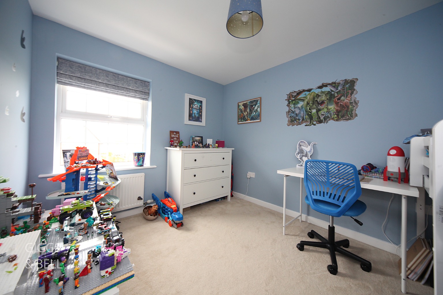 4 bed detached house for sale in Cassidy Close, Luton 14