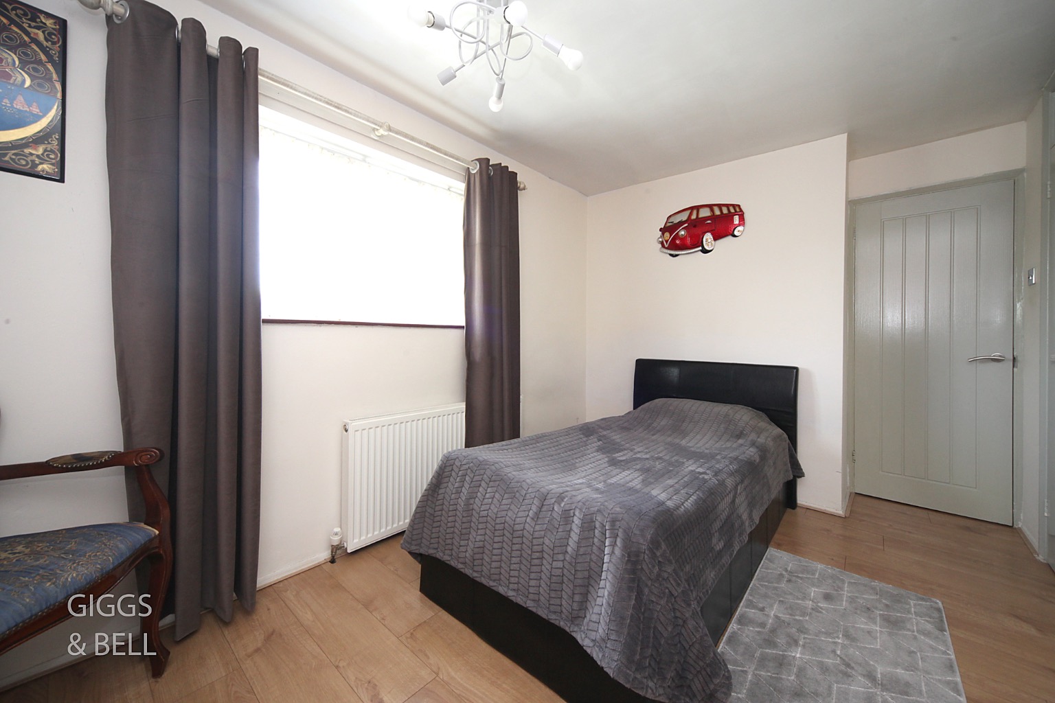 2 bed terraced house for sale in Wycliffe Close, Luton  - Property Image 14