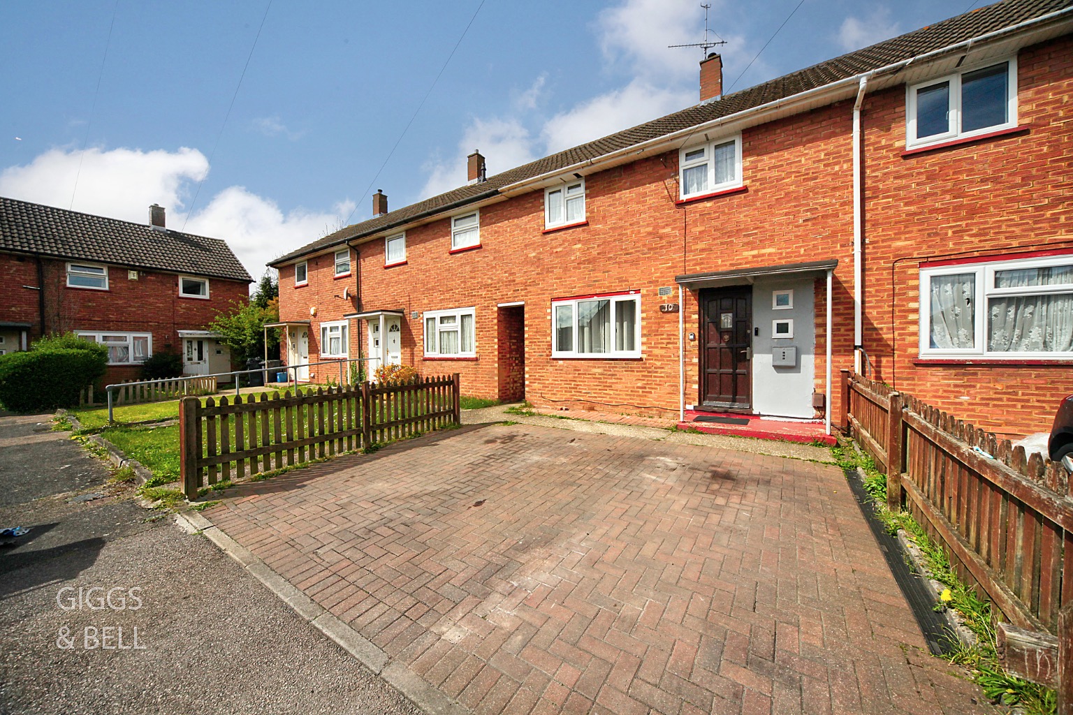 2 bed terraced house for sale in Wycliffe Close, Luton  - Property Image 21