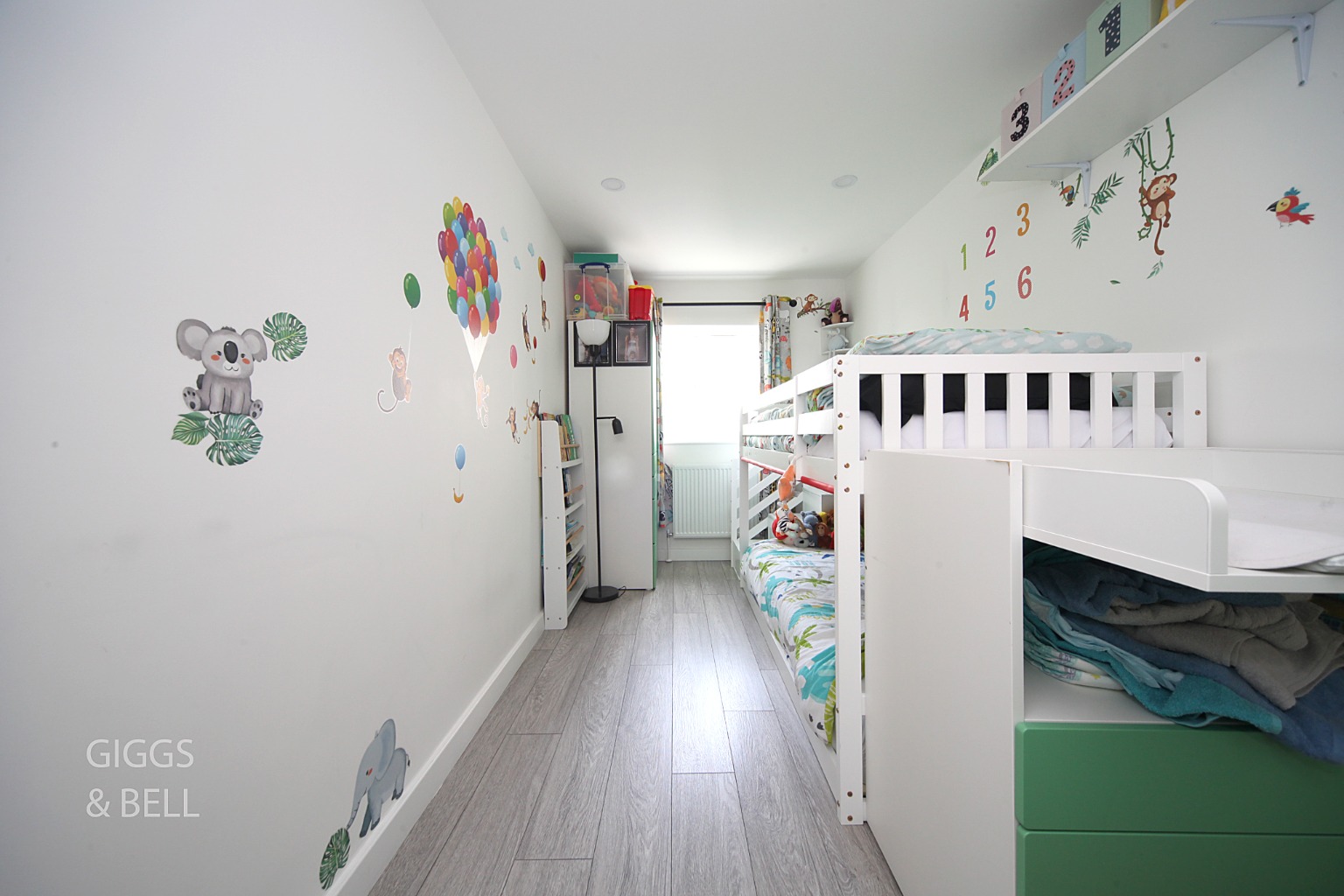 2 bed flat for sale in Old Bedford Road, Luton 10