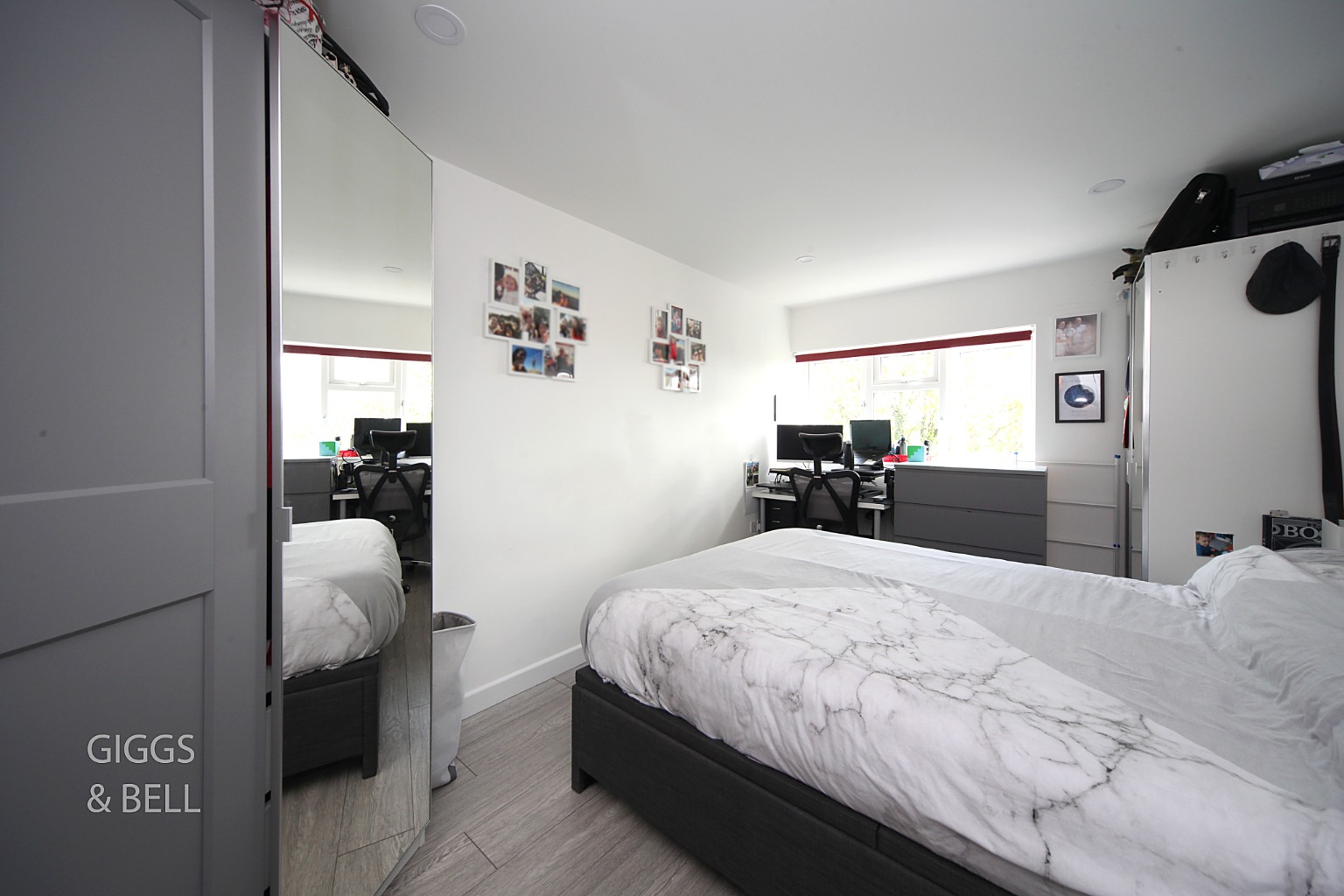 2 bed flat for sale in Old Bedford Road, Luton 8