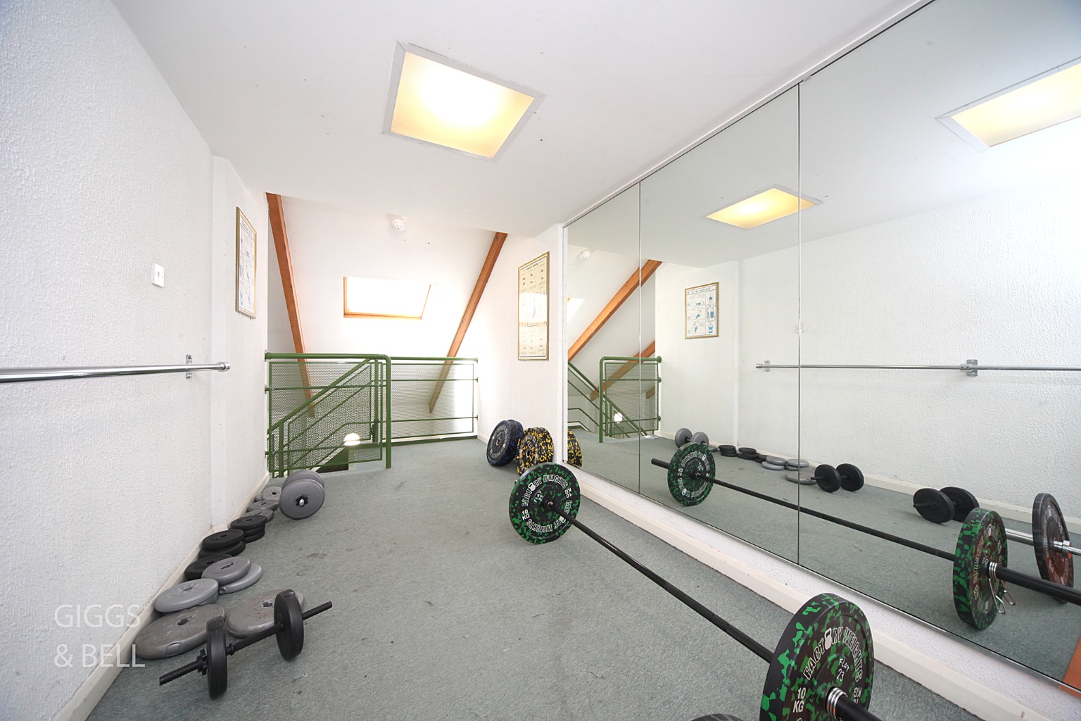 1 bed flat for sale in Earls Meade, Luton 13