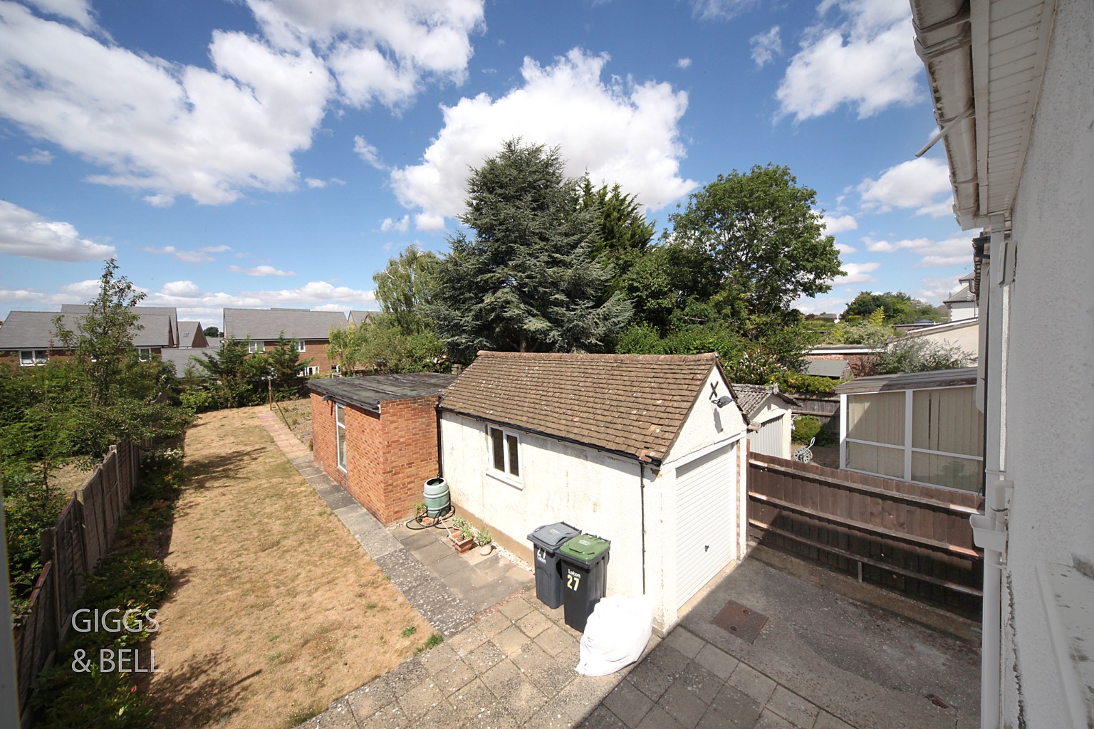 3 bed semi-detached house for sale in Kingsdown Avenue, Luton  - Property Image 16