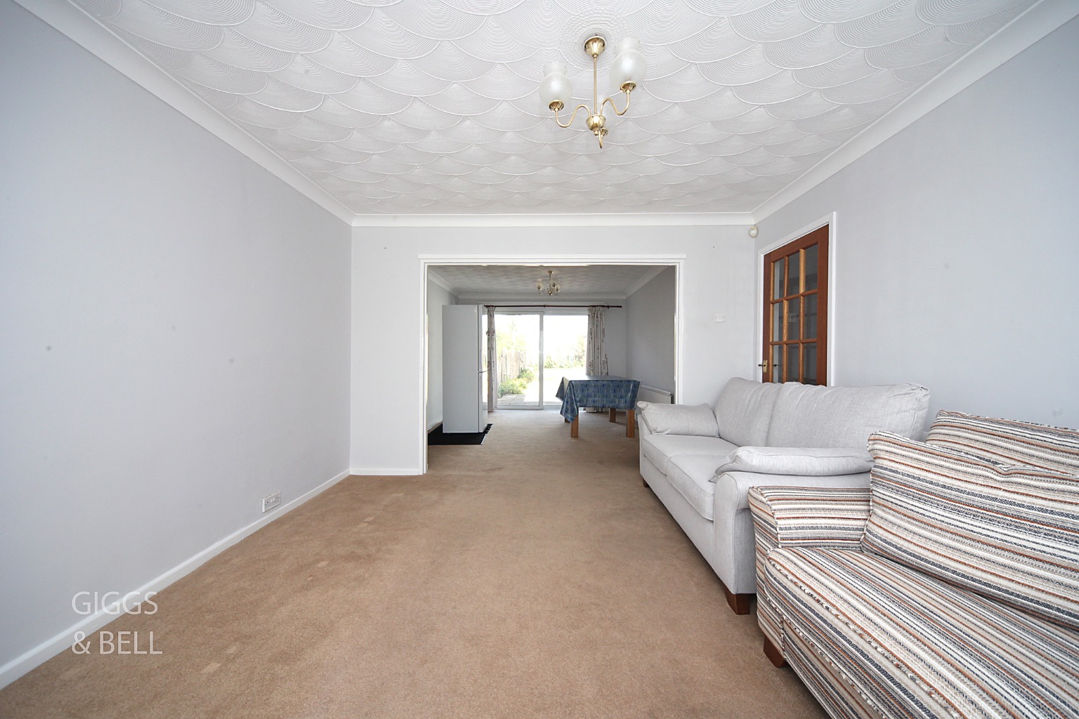3 bed semi-detached house for sale in Kingsdown Avenue, Luton 1