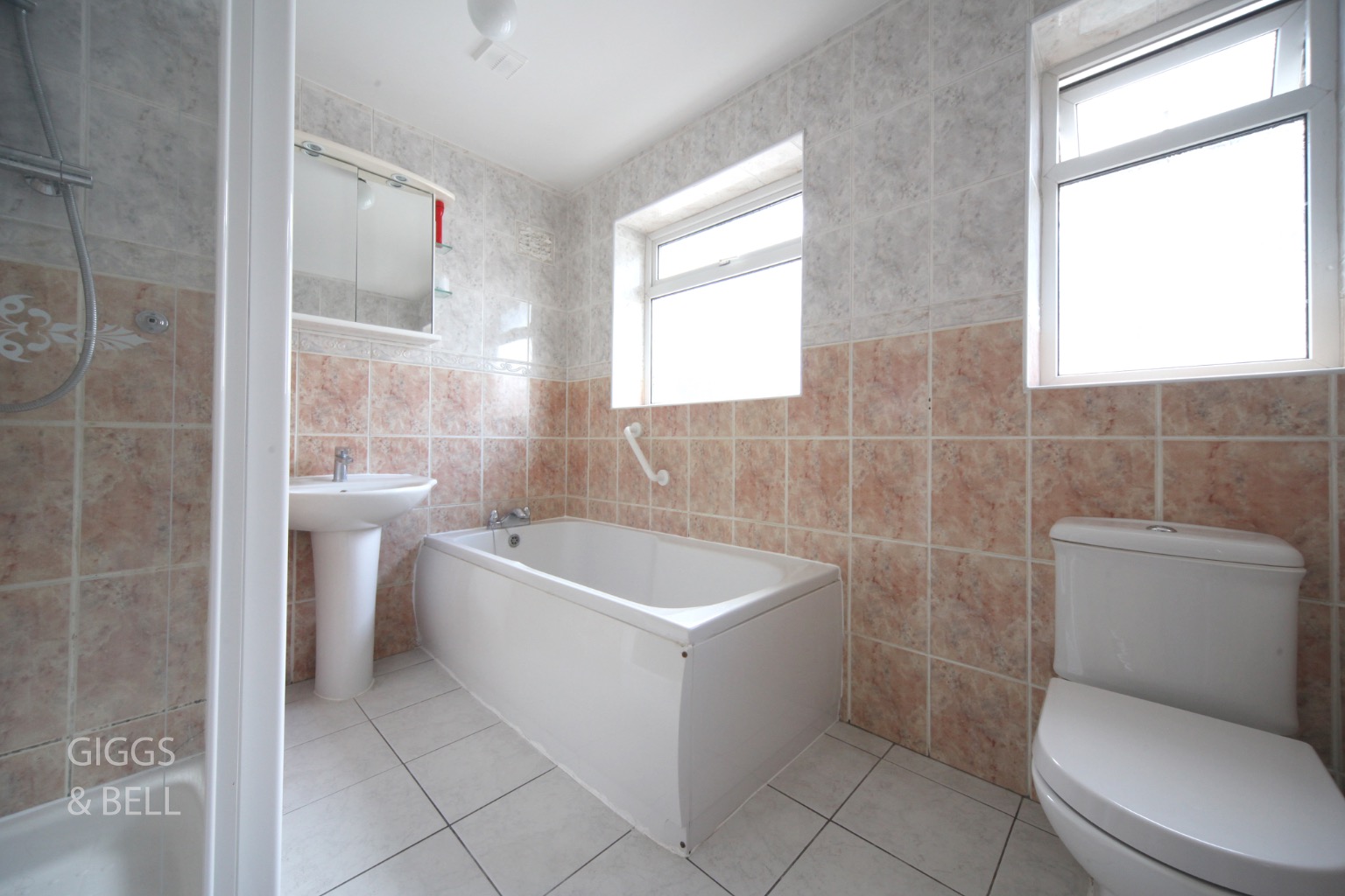 3 bed semi-detached house for sale in Kingsdown Avenue, Luton 11