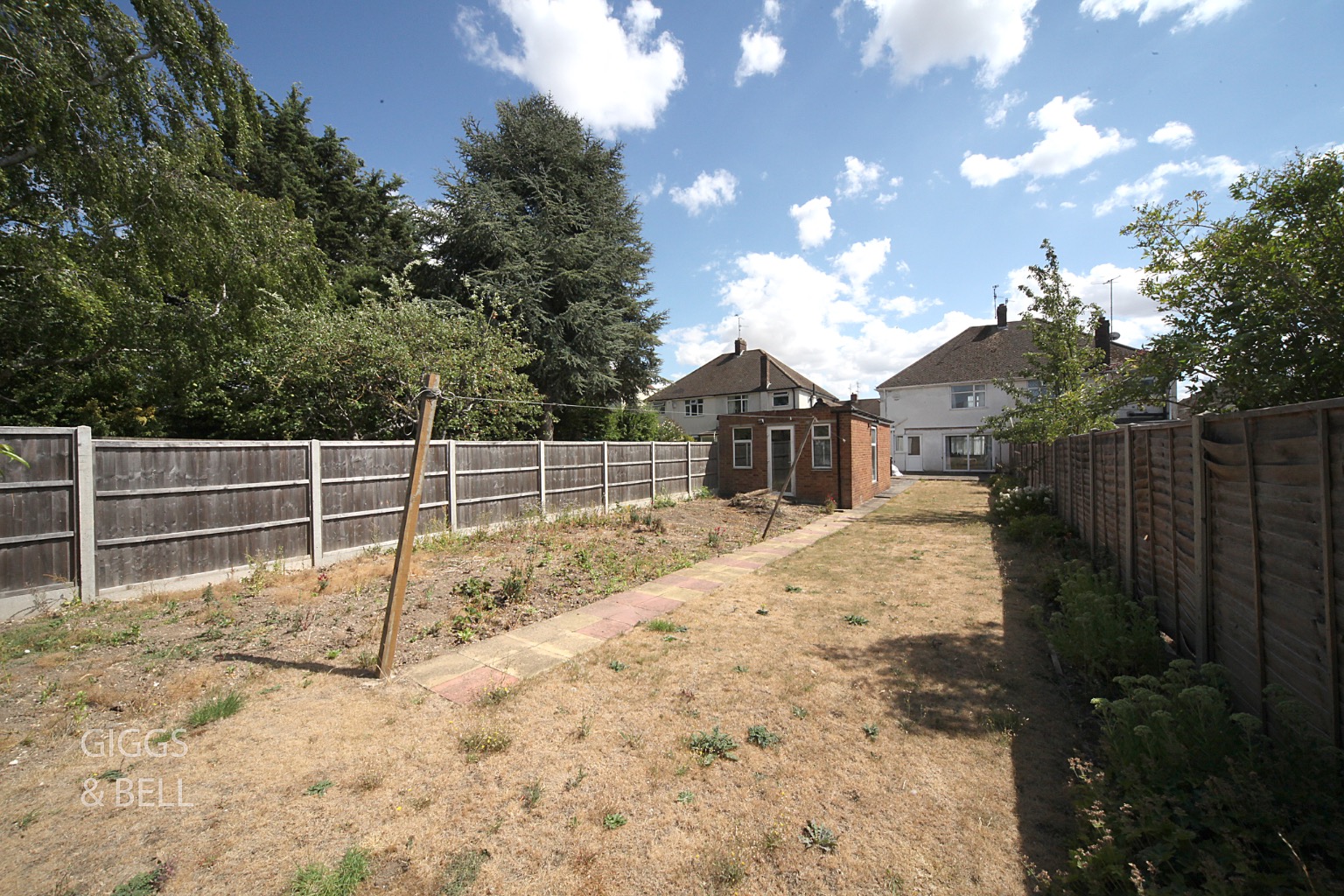 3 bed semi-detached house for sale in Kingsdown Avenue, Luton 17