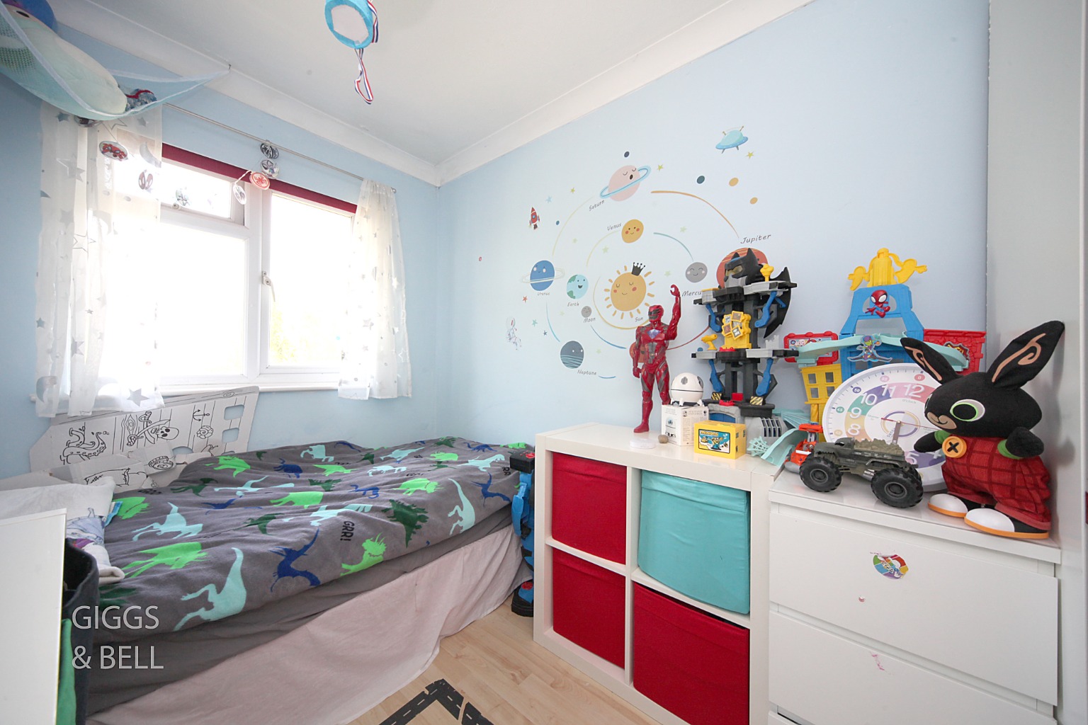 4 bed detached house for sale in Reedsdale, Luton 16