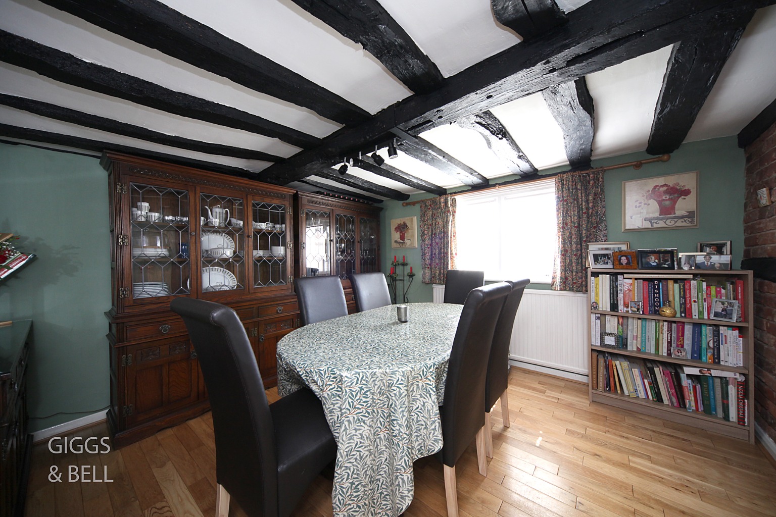 4 bed detached house for sale in Orchard Way, Hitchin  - Property Image 9