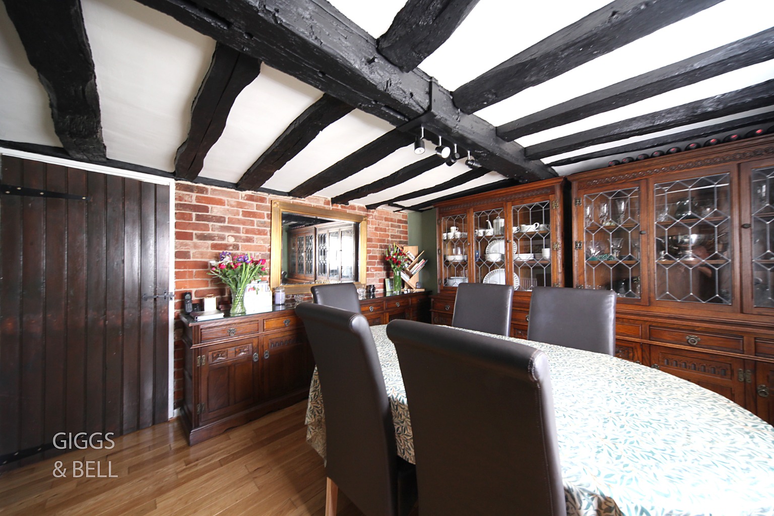 4 bed detached house for sale in Orchard Way, Hitchin  - Property Image 8
