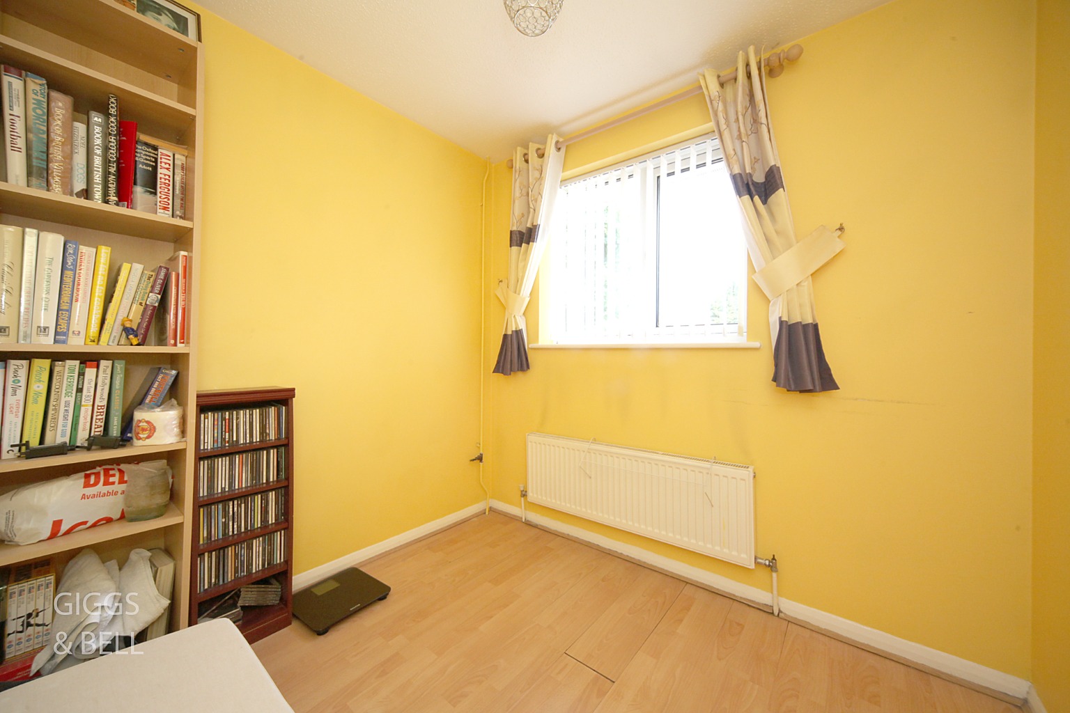 3 bed semi-detached house for sale in Dunsmore Road, Luton  - Property Image 13