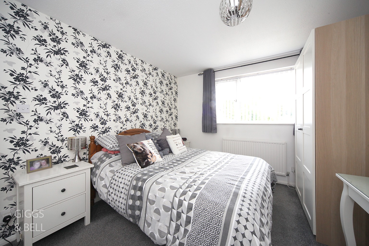 3 bed semi-detached house for sale in Dunsmore Road, Luton 7