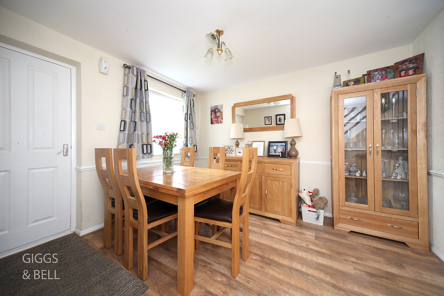 3 bed semi-detached house for sale in Dunsmore Road, Luton 1