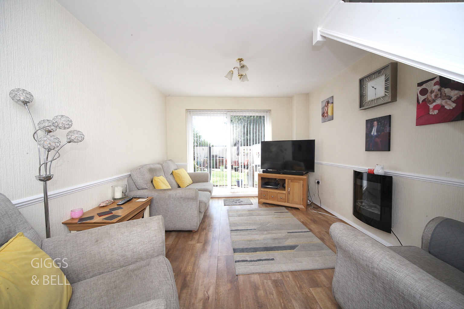 3 bed semi-detached house for sale in Dunsmore Road, Luton  - Property Image 5