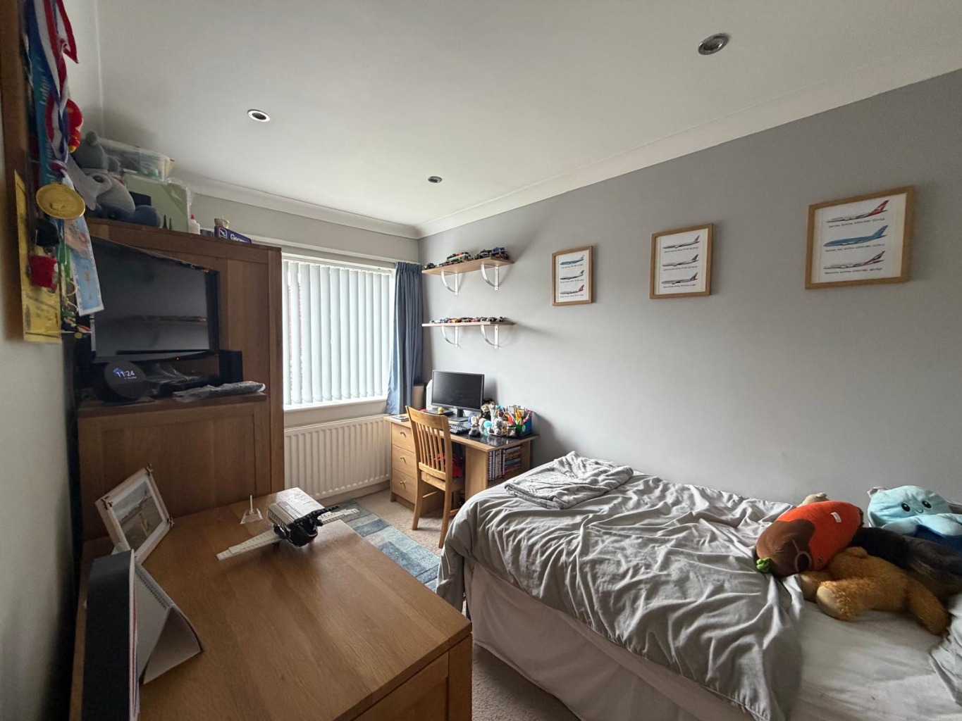 4 bed semi-detached house for sale in Linbridge Way, Luton  - Property Image 6