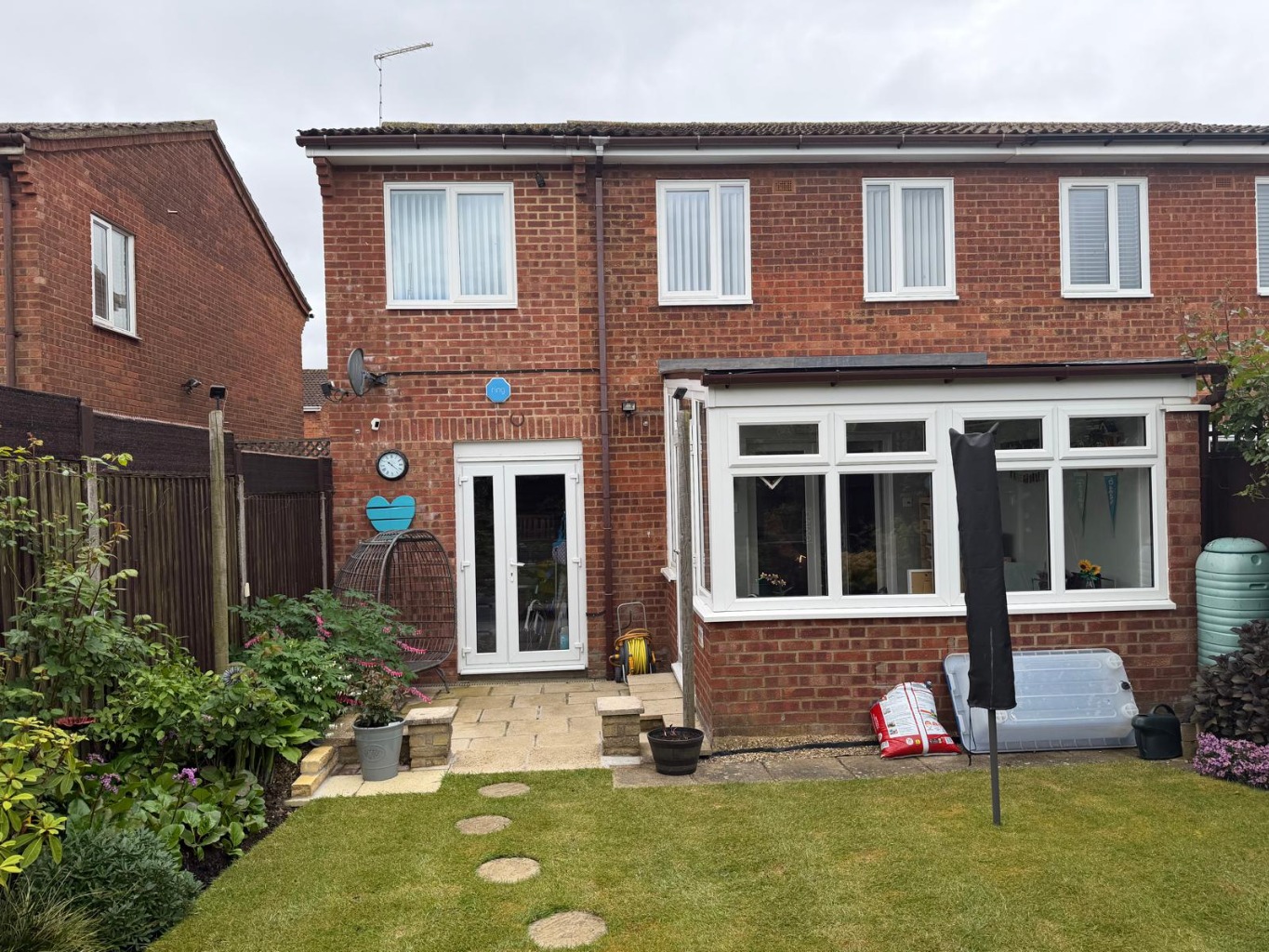 4 bed semi-detached house for sale in Linbridge Way, Luton  - Property Image 10