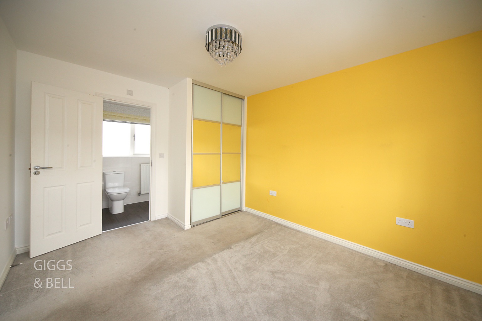 3 bed detached house for sale in Turnpike Drive, Luton 9