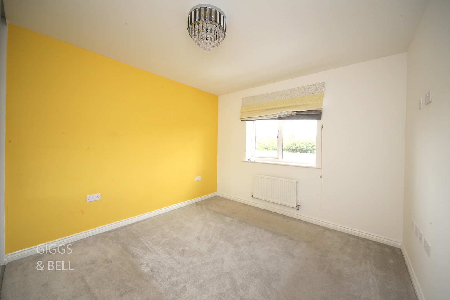 3 bed detached house for sale in Turnpike Drive, Luton 8