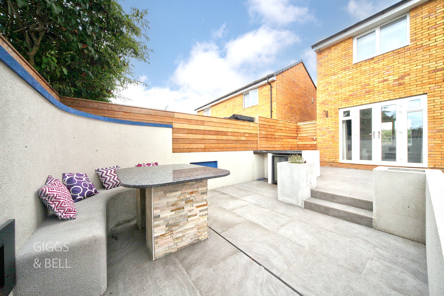 3 bed detached house for sale in Turnpike Drive, Luton 19
