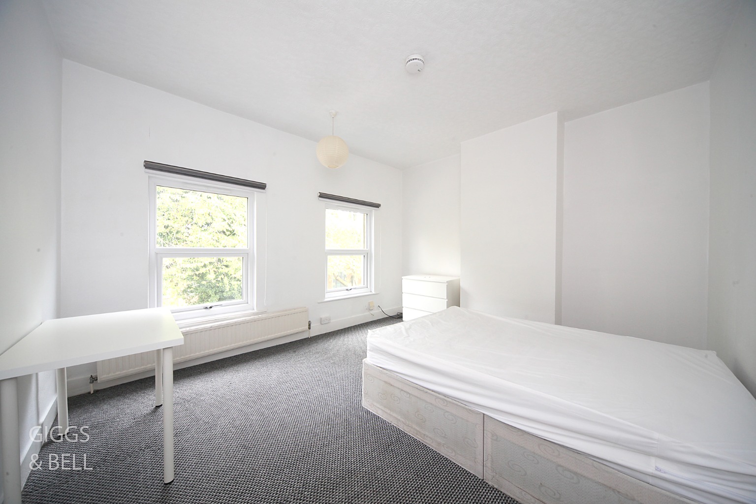 3 bed terraced house for sale in Kingsland Road, Luton 8