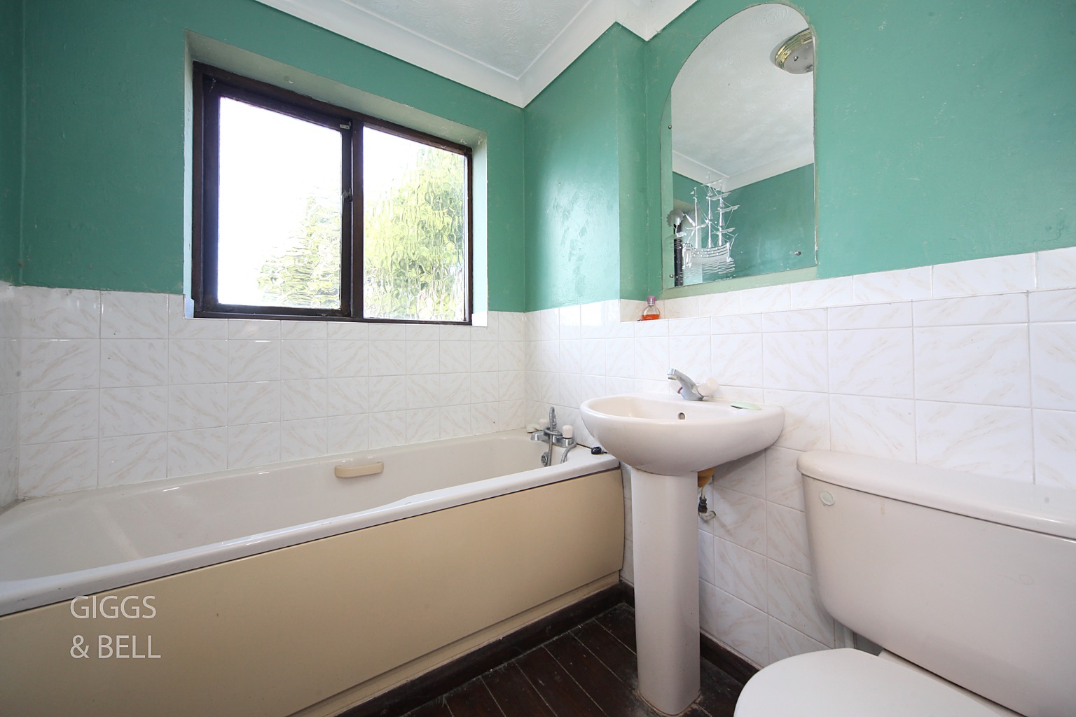 3 bed detached house for sale in Linacres, Luton 17