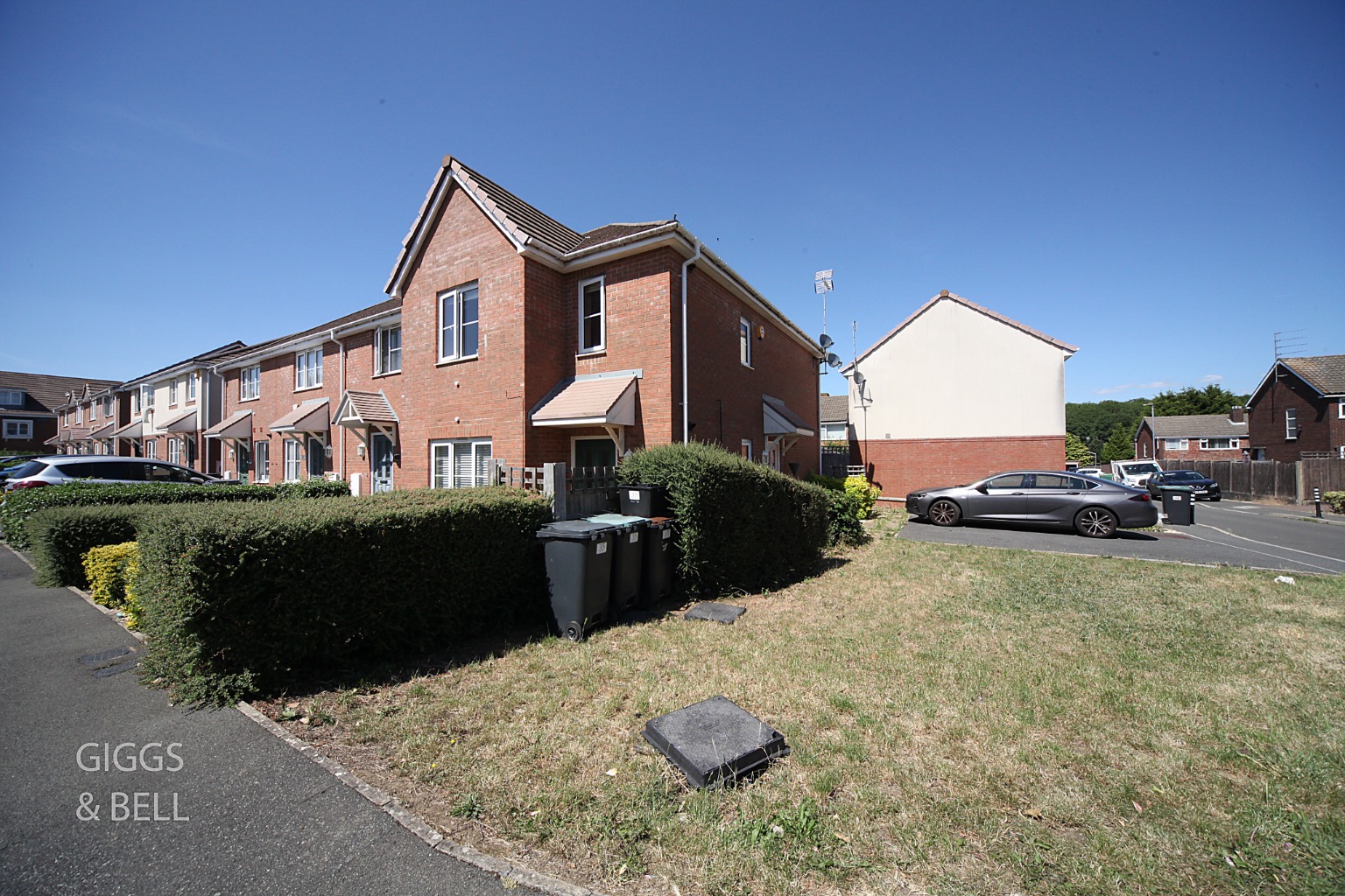 1 bed ground floor maisonette for sale in Verde Close, Luton 9