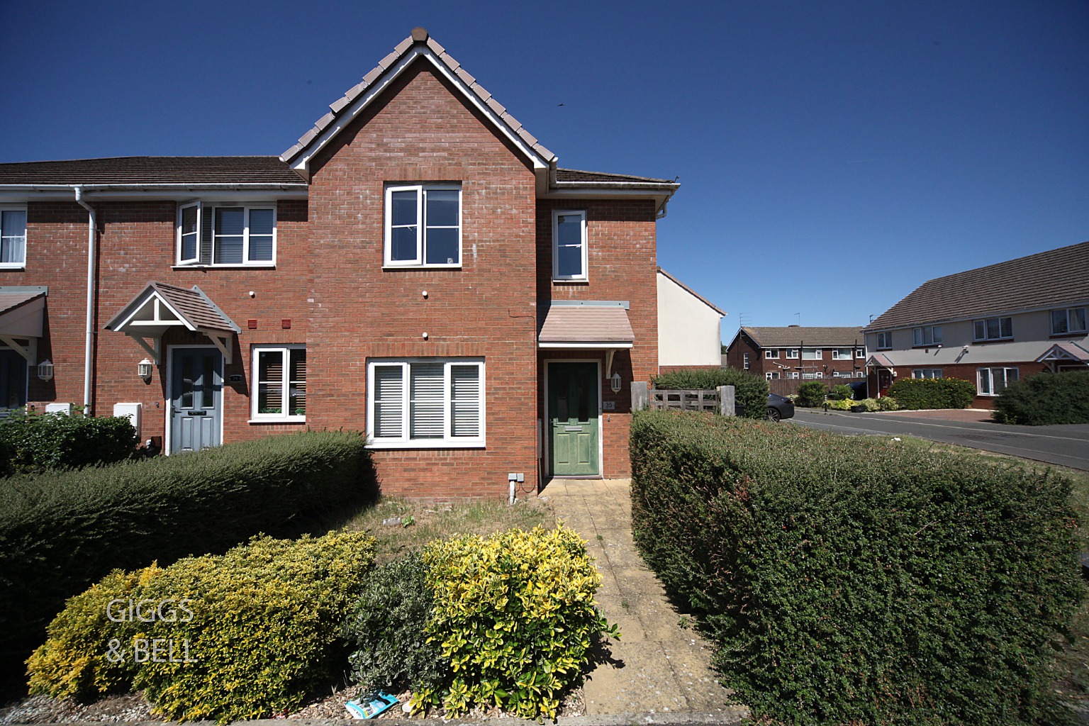 1 bed ground floor maisonette for sale in Verde Close, Luton, LU2 