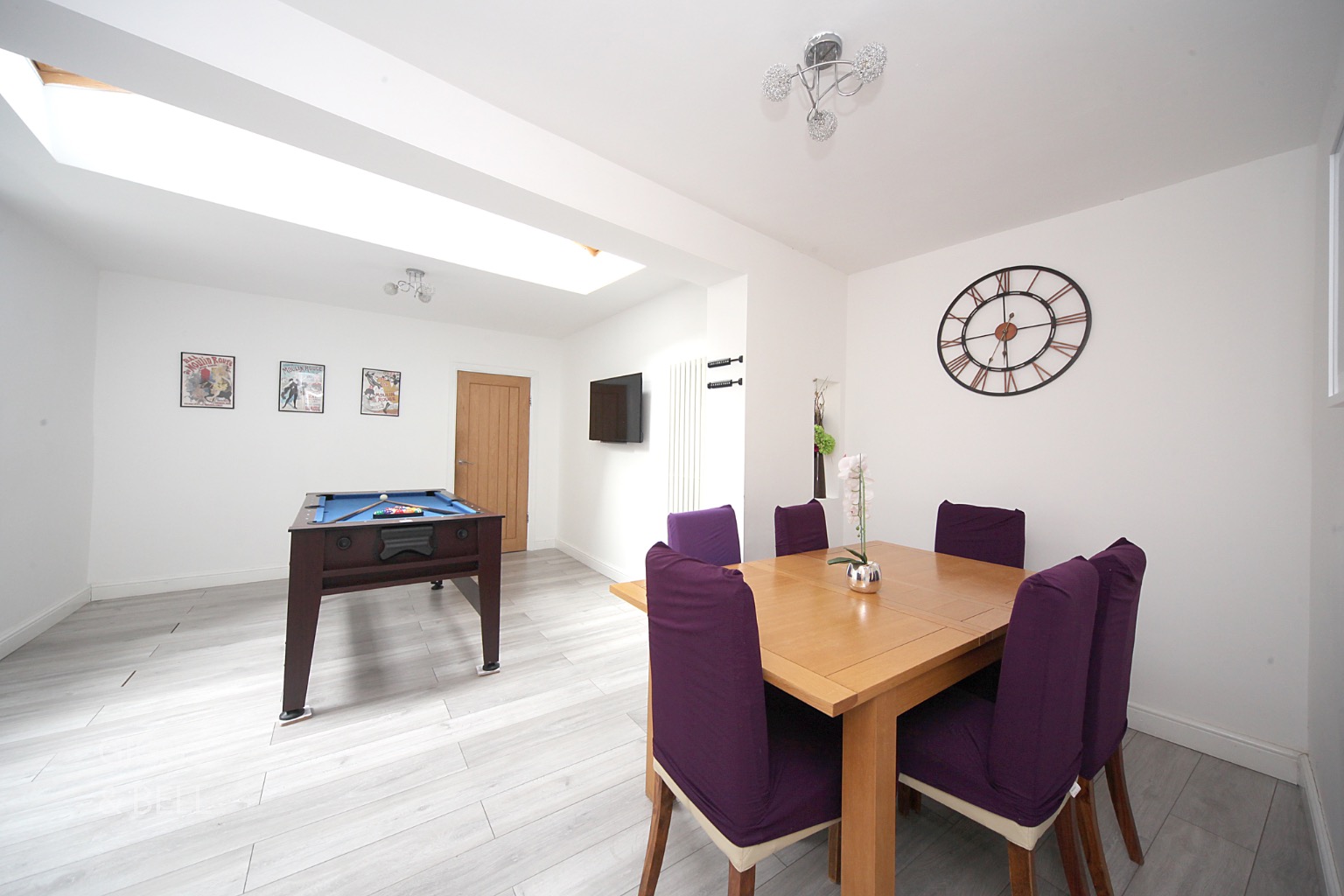 6 bed semi-detached house for sale in Cowridge Crescent, Luton  - Property Image 8