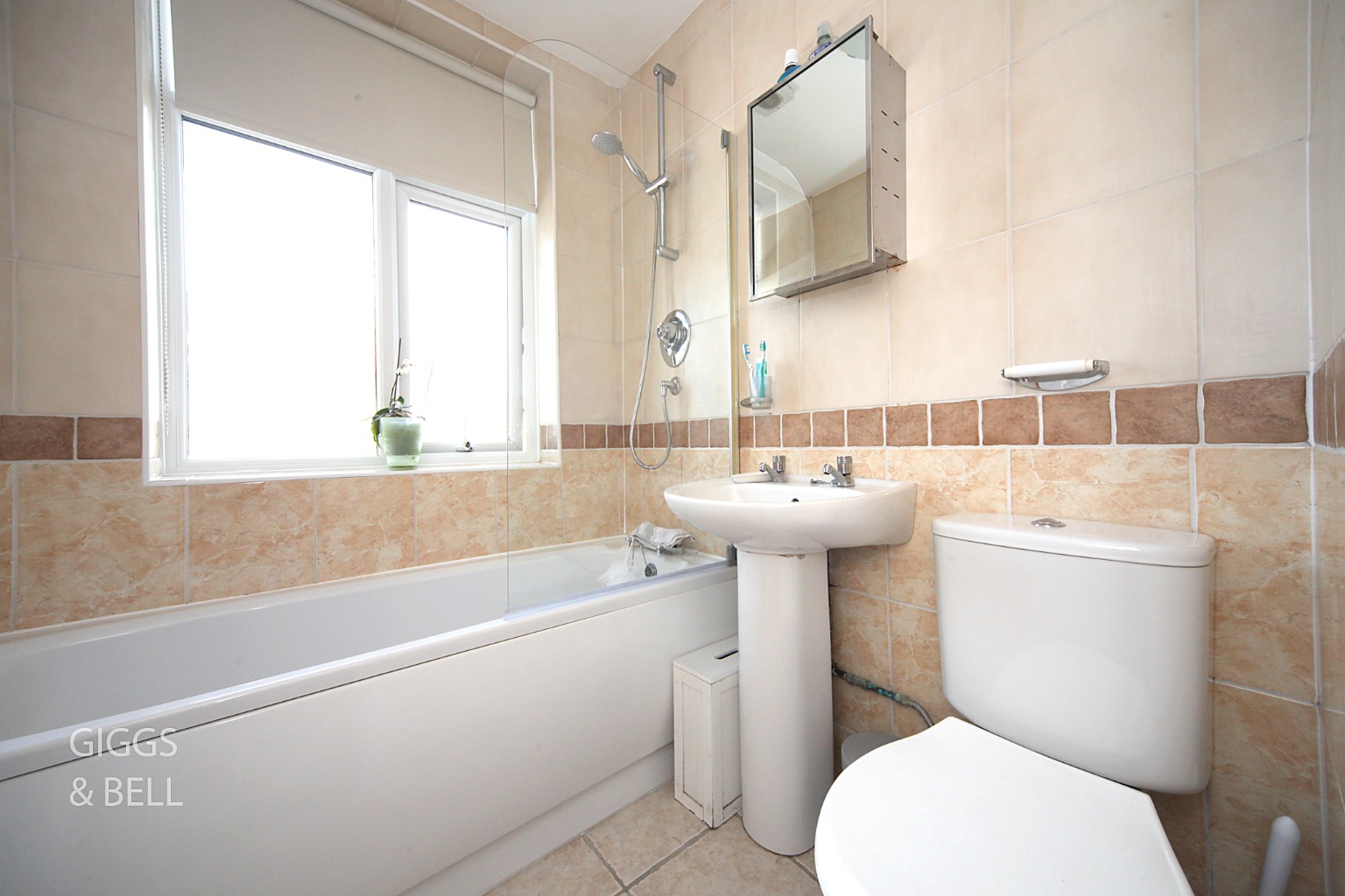 3 bed semi-detached house for sale in Strathmore Avenue, Luton 15