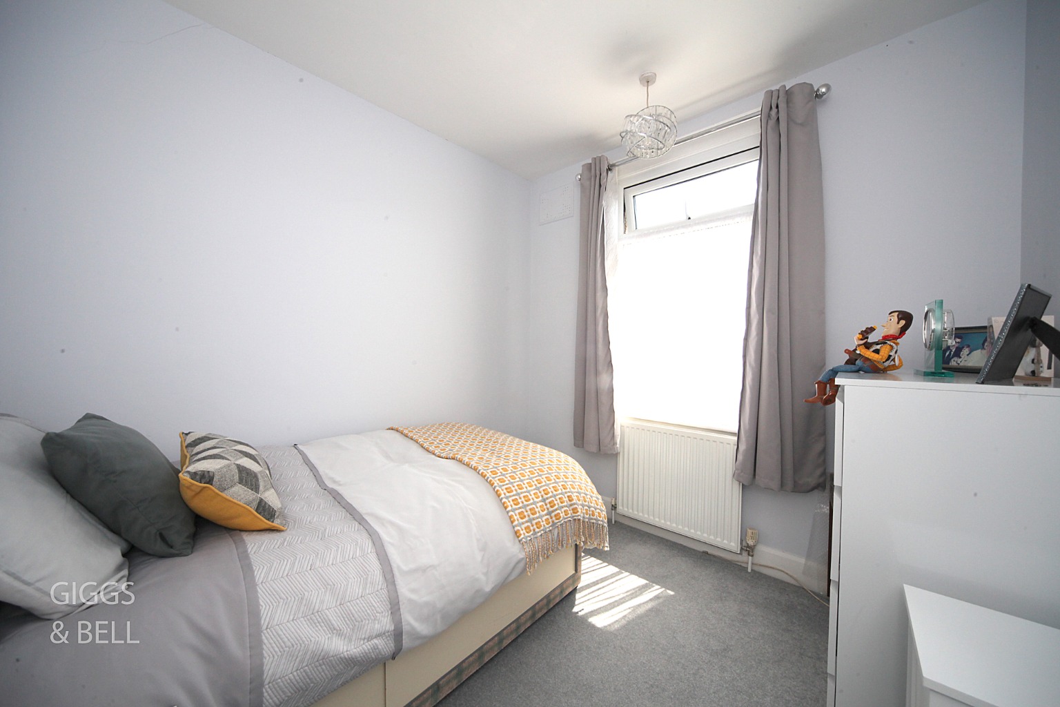 3 bed semi-detached house for sale in Strathmore Avenue, Luton 14